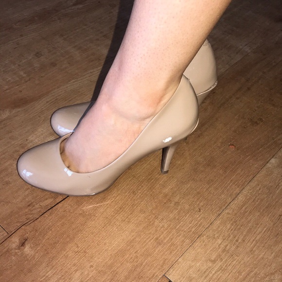 Mossimo for Target Tan Heels - Picture 6 of 6